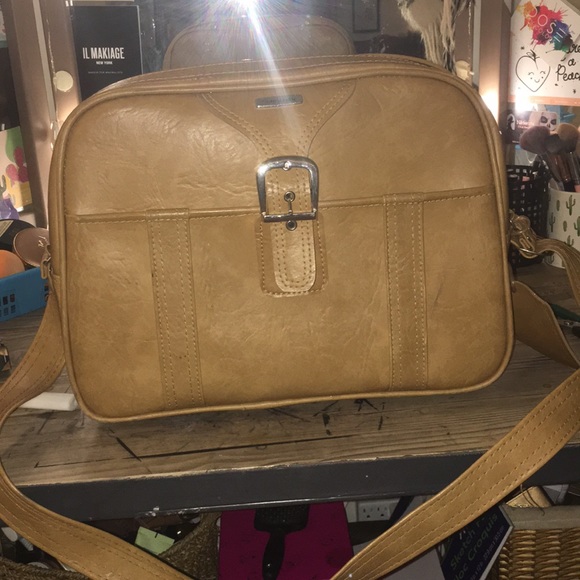 Vintage Samsonite carry on bag. - Picture 2 of 5